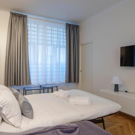 Duomo-Porta VeneziaLuxury Wifi E Netflix Apartment Milan Exterior photo
