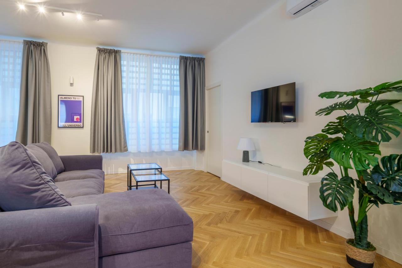 Duomo-Porta VeneziaLuxury Wifi E Netflix Apartment Milan Exterior photo