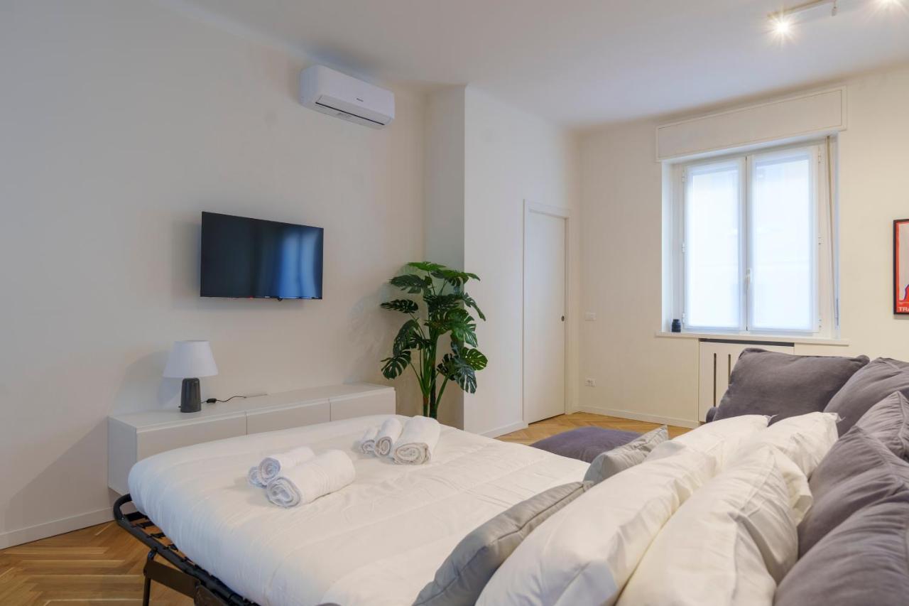 Duomo-Porta VeneziaLuxury Wifi E Netflix Apartment Milan Exterior photo